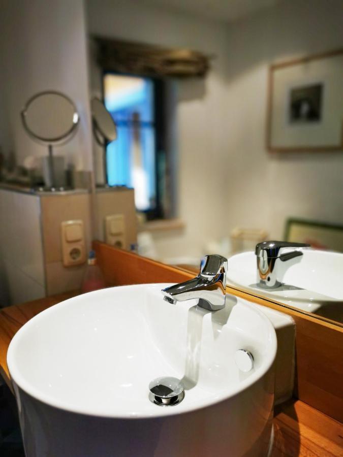 Charmantes Apartment Siebenschlaefer - Ferienwohnung Cafe 7 Weida Dış mekan fotoğraf