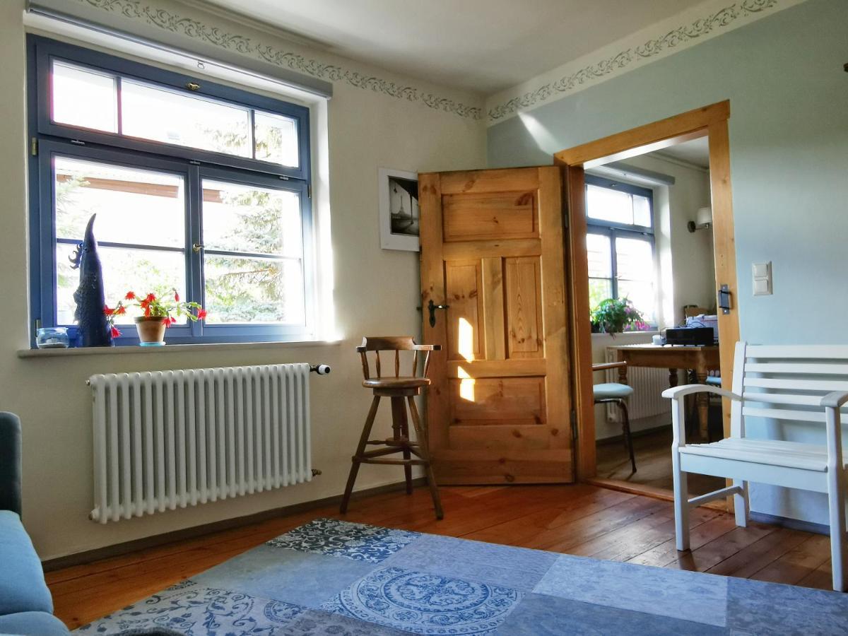 Charmantes Apartment Siebenschlaefer - Ferienwohnung Cafe 7 Weida Dış mekan fotoğraf